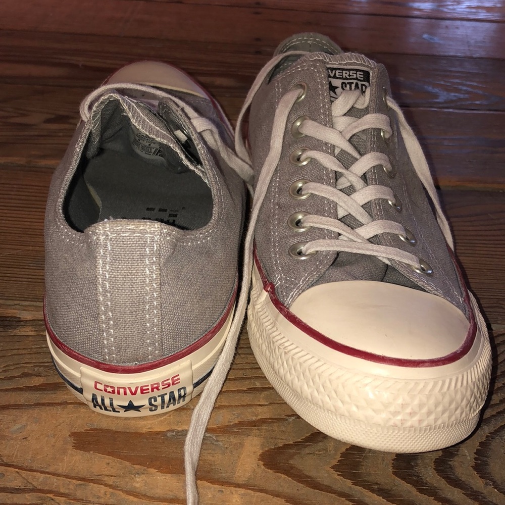 Grey converse